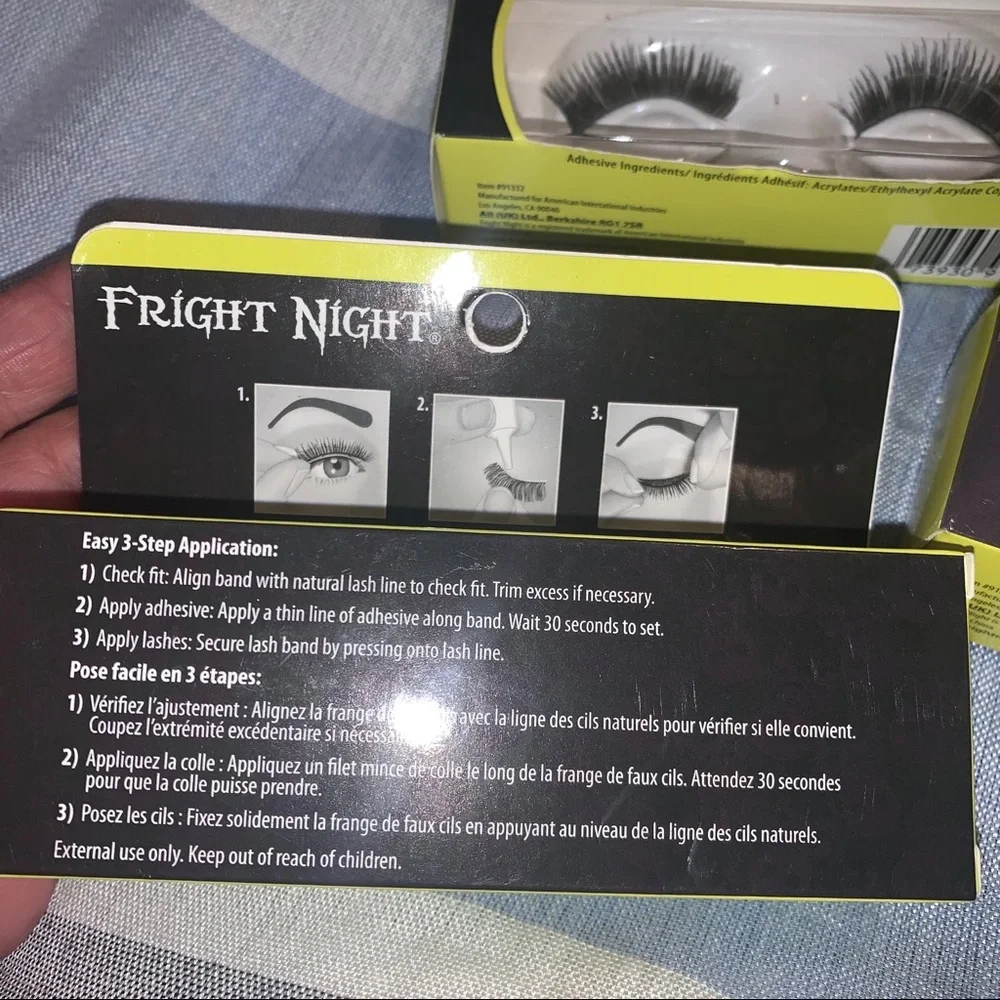 FRIGHT NIGHT BY ARDELL spooky lashes GODDESS - Picture 2 of 3